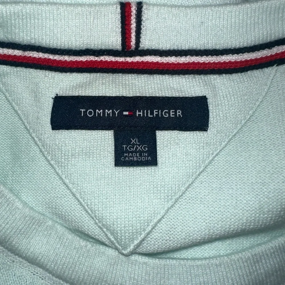 Tommy Hilfiger Men's Signature Heathered Crew-Neck Pullover Sweater - Size XL